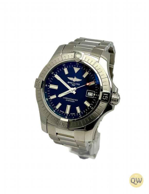 Breitling Avenger 