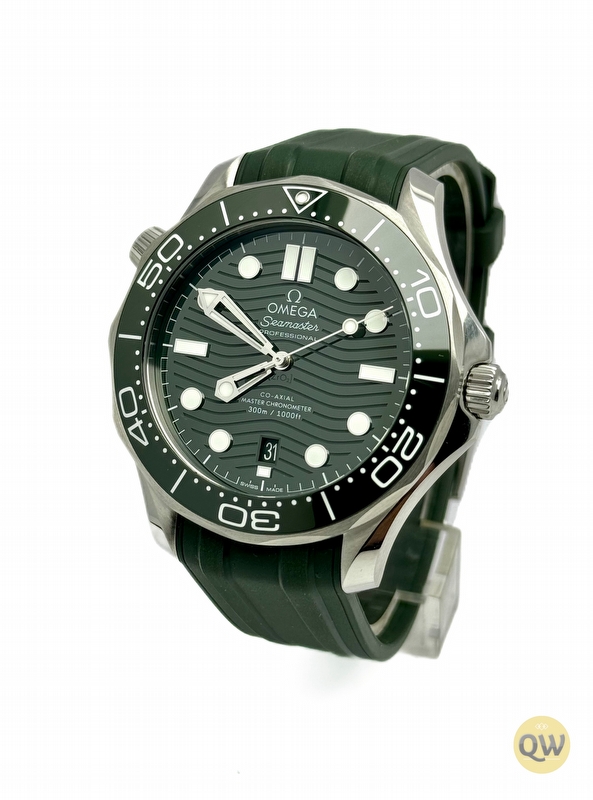 Omega Seamaster Diver 300M Green Rubber 