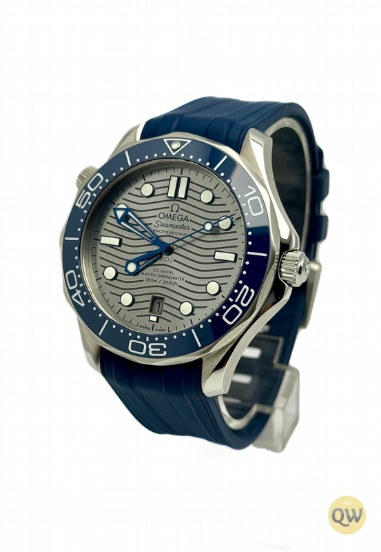 OMEGA SEAMASTER DIVER MASTER CHRONOMETER GREY OMEGA SEAMASTER DIVER MASTER CHRONOMETER GREY