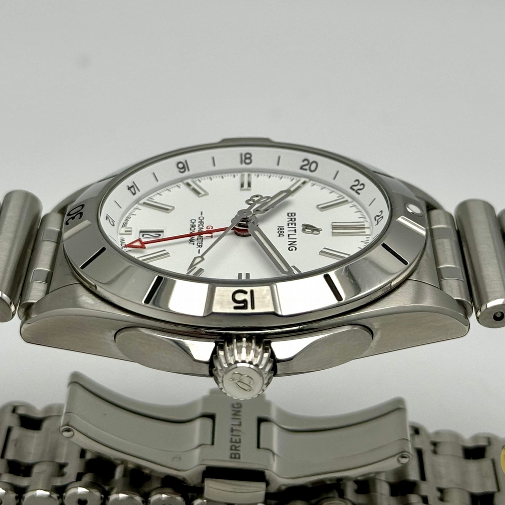  Breitling Chronomat GMT 40 Automatic
