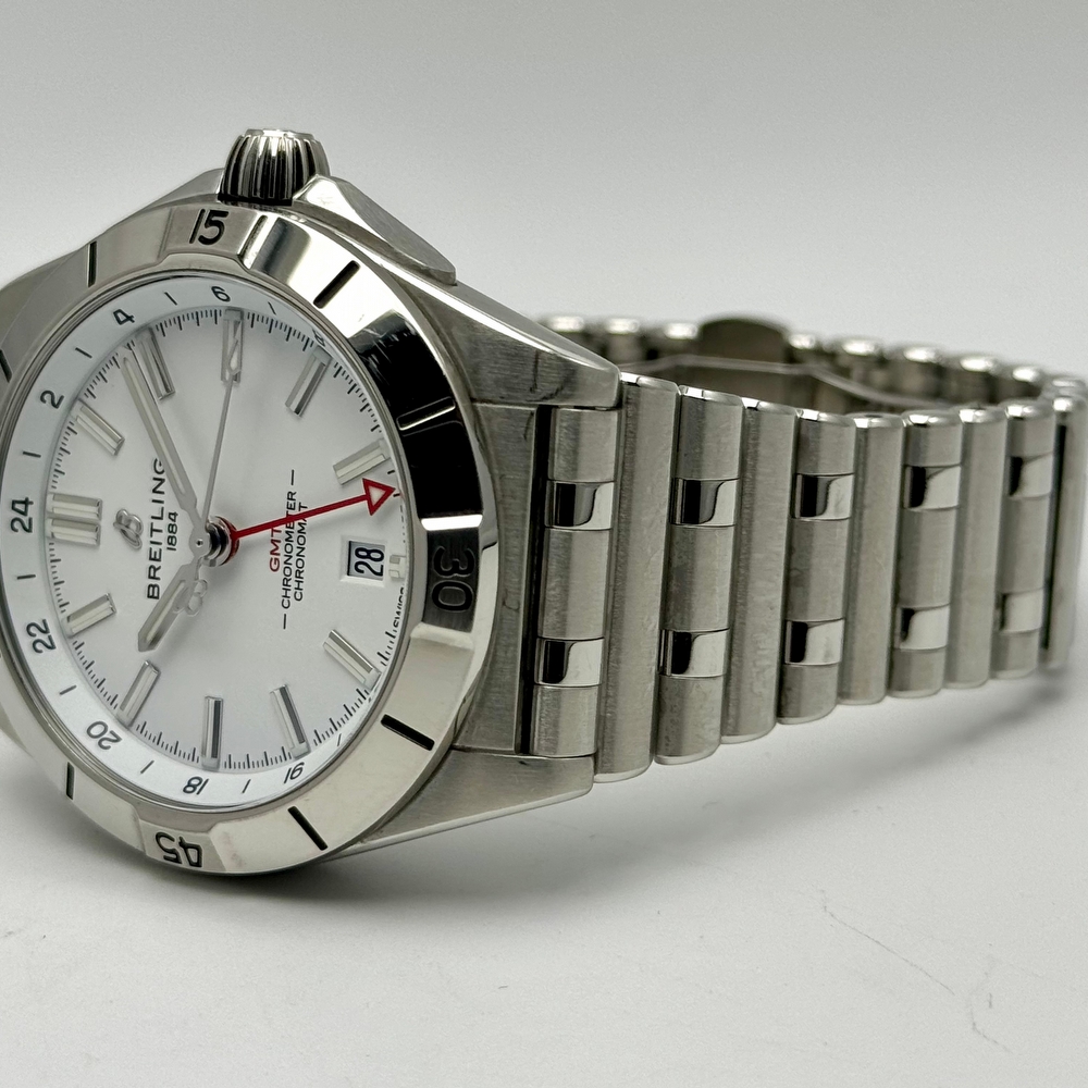  Breitling Chronomat GMT 40 Automatic