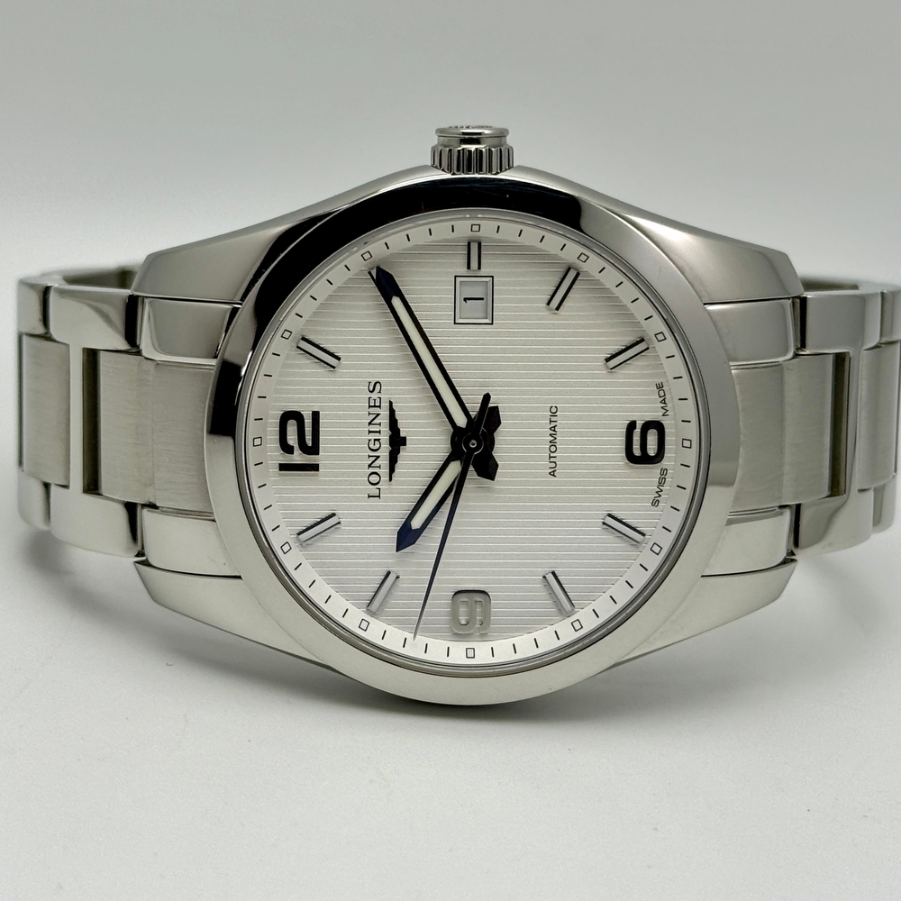 Longines Conquest Classic