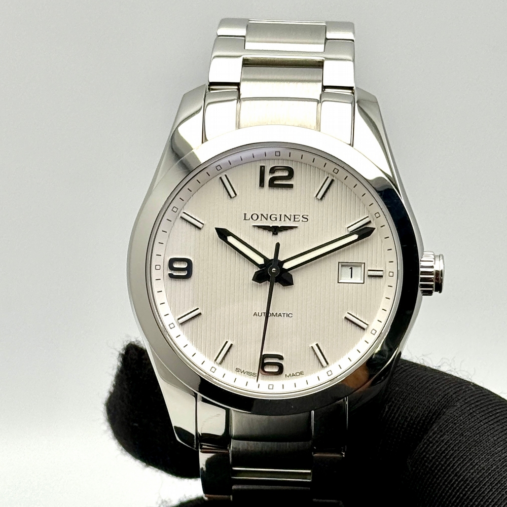  Longines Conquest Classic