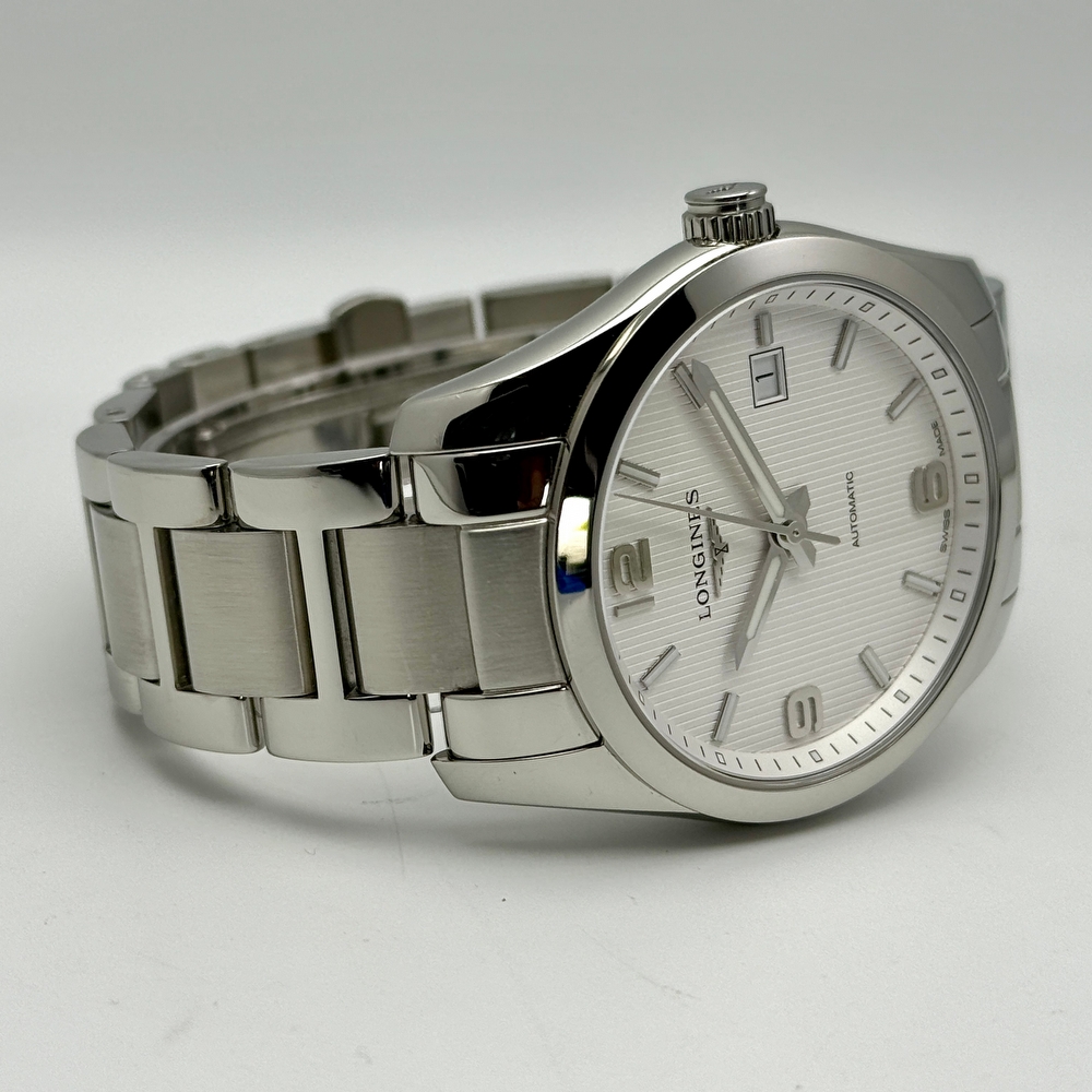  Longines Conquest Classic