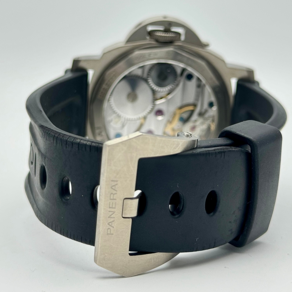  Panerai Luminor Base Titanio