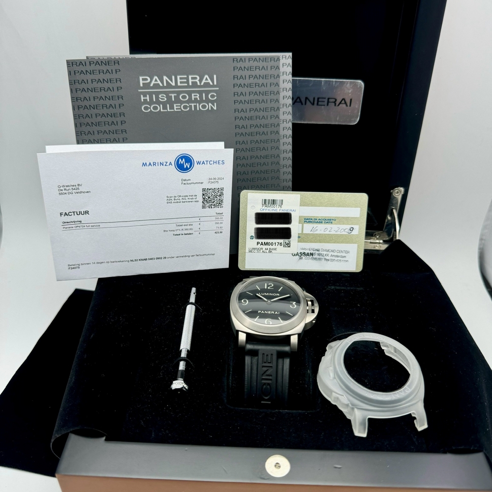  Panerai Luminor Base Titanio