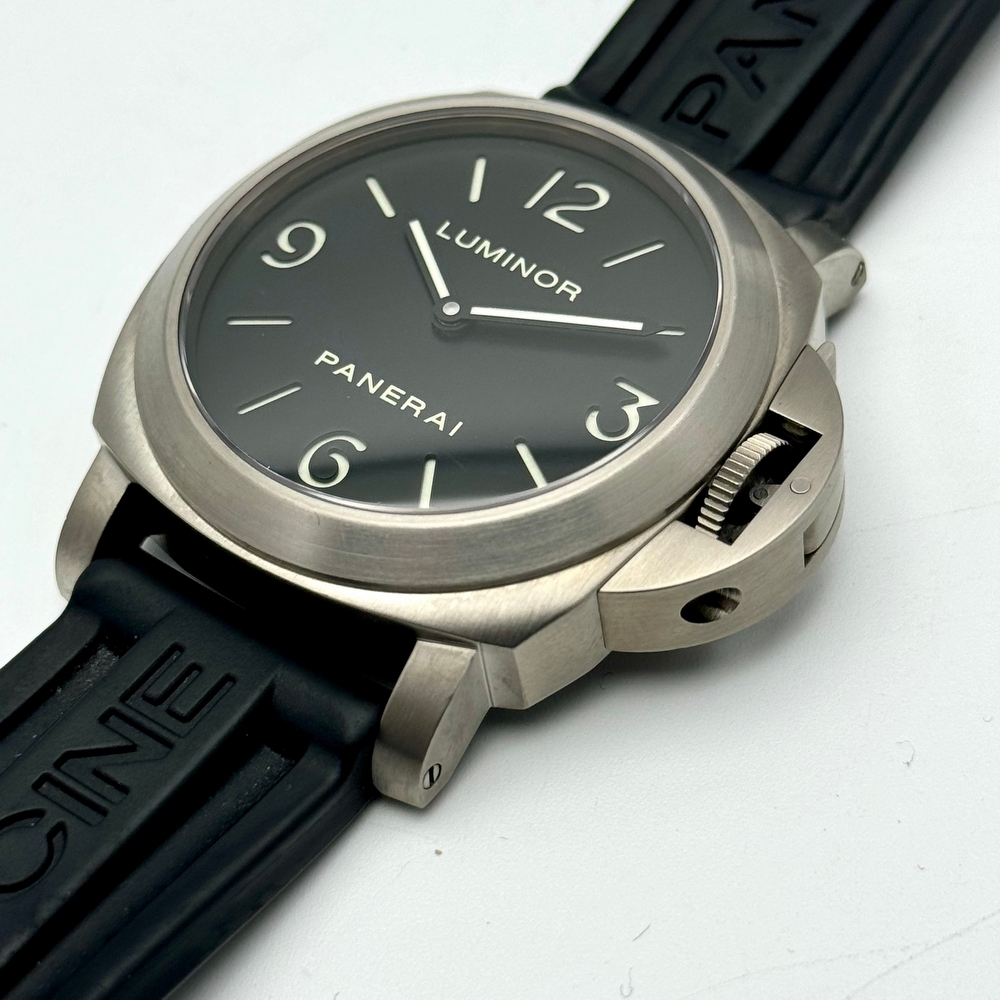  Panerai Luminor Base Titanio
