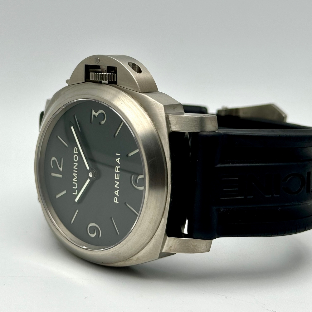  Panerai Luminor Base Titanio