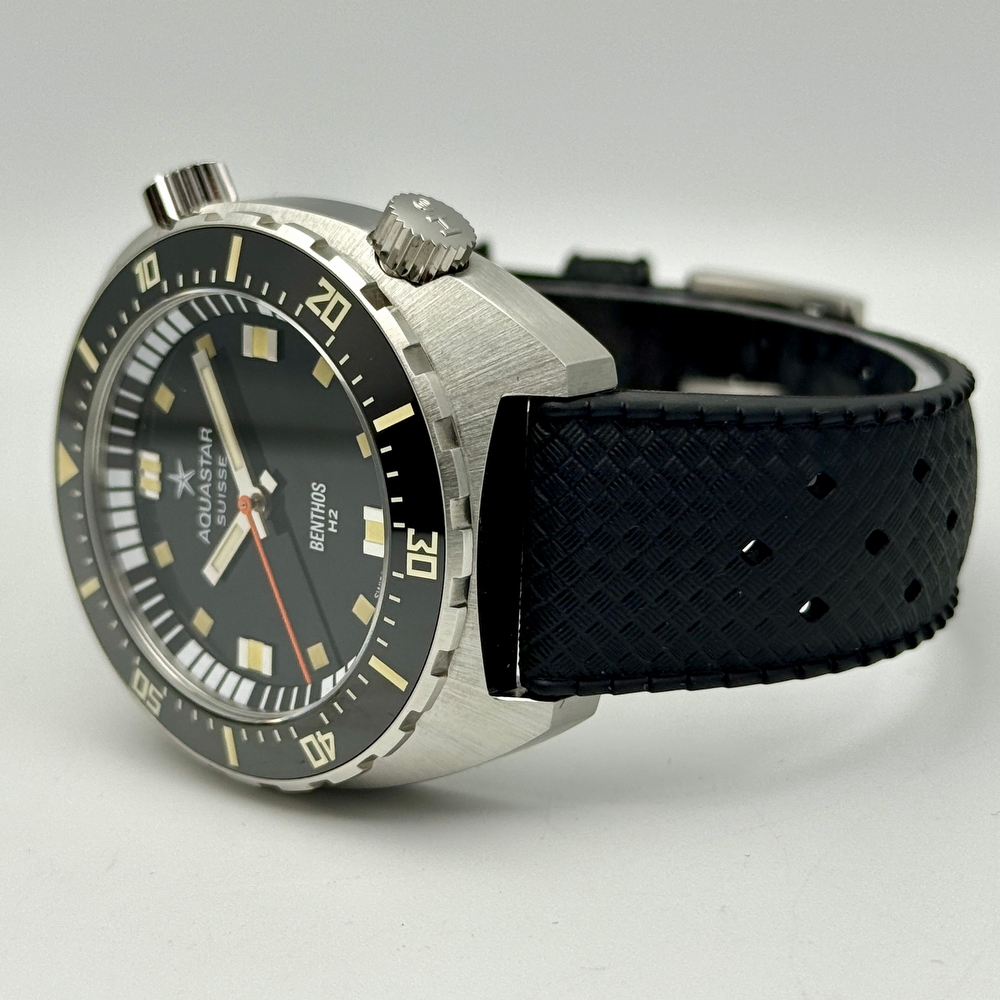 Aquastar Benthos Heritage II