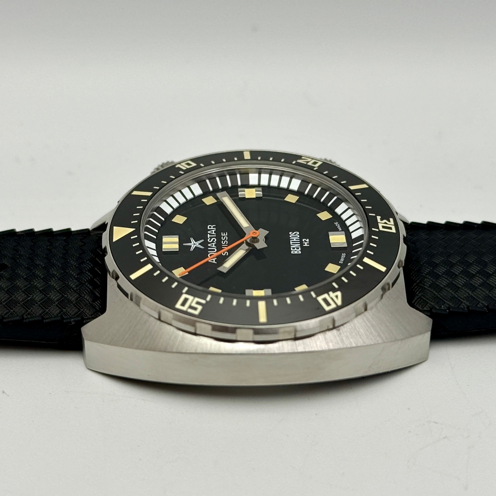 Aquastar Benthos Heritage II