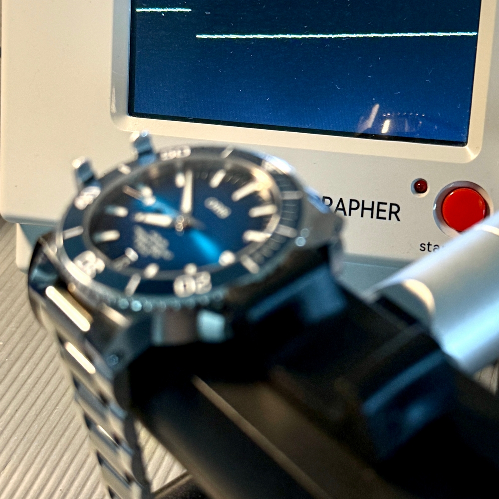 Aquis Date Calibre 400 Blue 