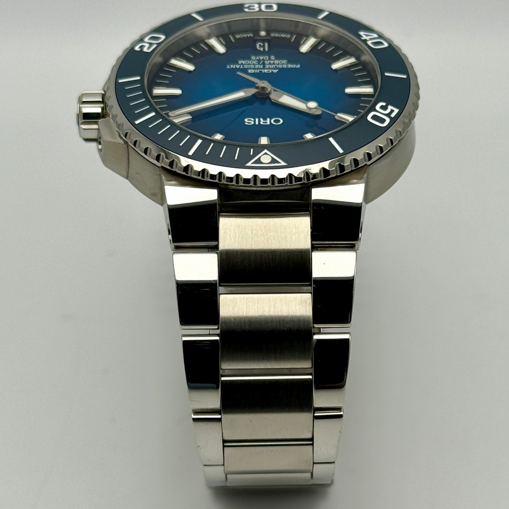 Aquis Date Calibre 400 Blue 