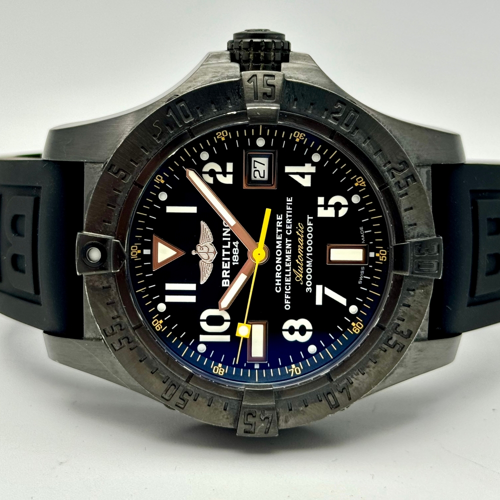 BREITLING AVENGER SEAWOLF BLACK AND YELLOW AUTOMATIC