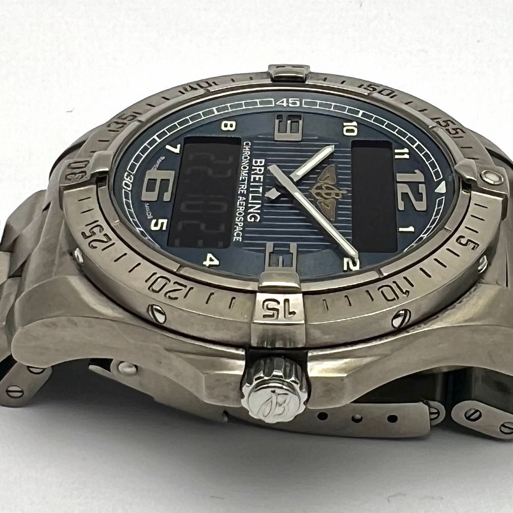 Breitling Aerospace Avantage Airforce Blue dail