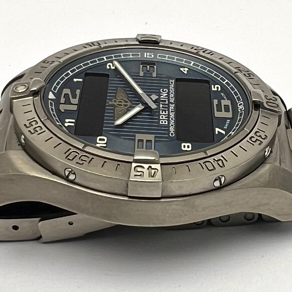 Breitling Aerospace Avantage Airforce Blue dail