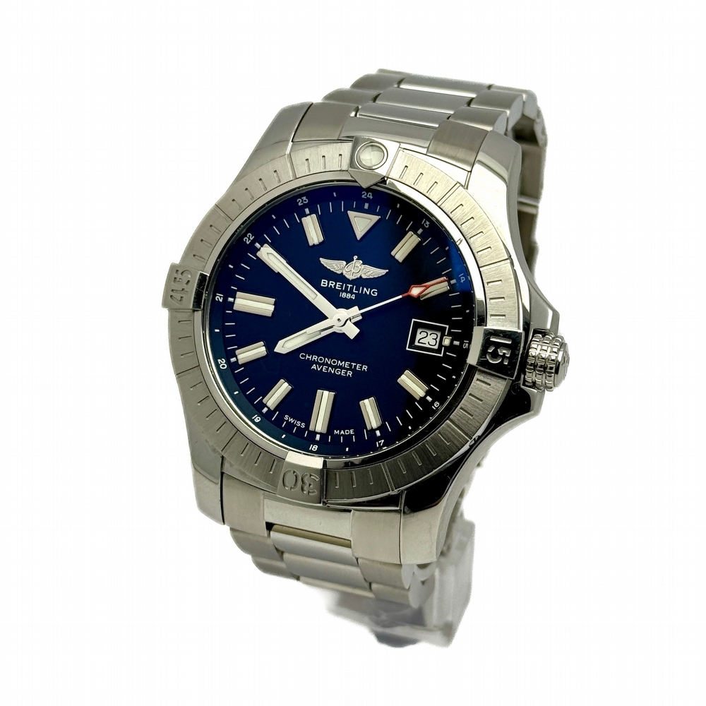 Breitling Avenger 