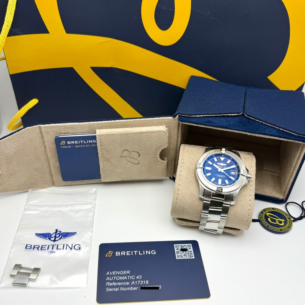 Breitling Avenger 43 Automatic