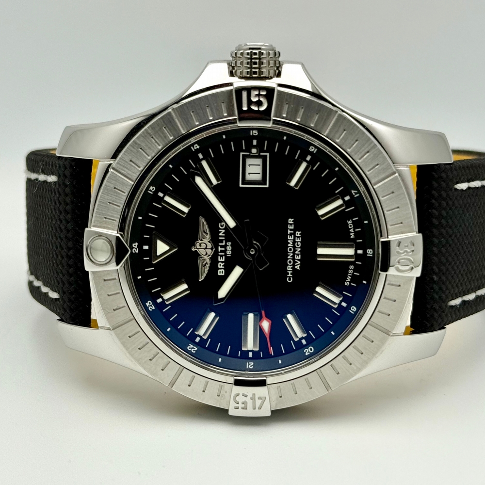 Breitling Avenger Automatic 43