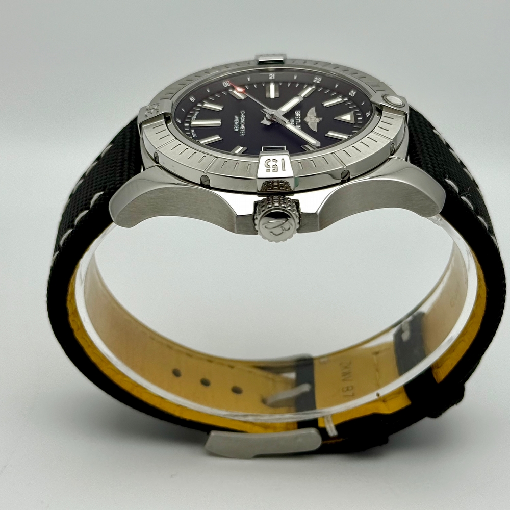 Breitling Avenger Automatic 43