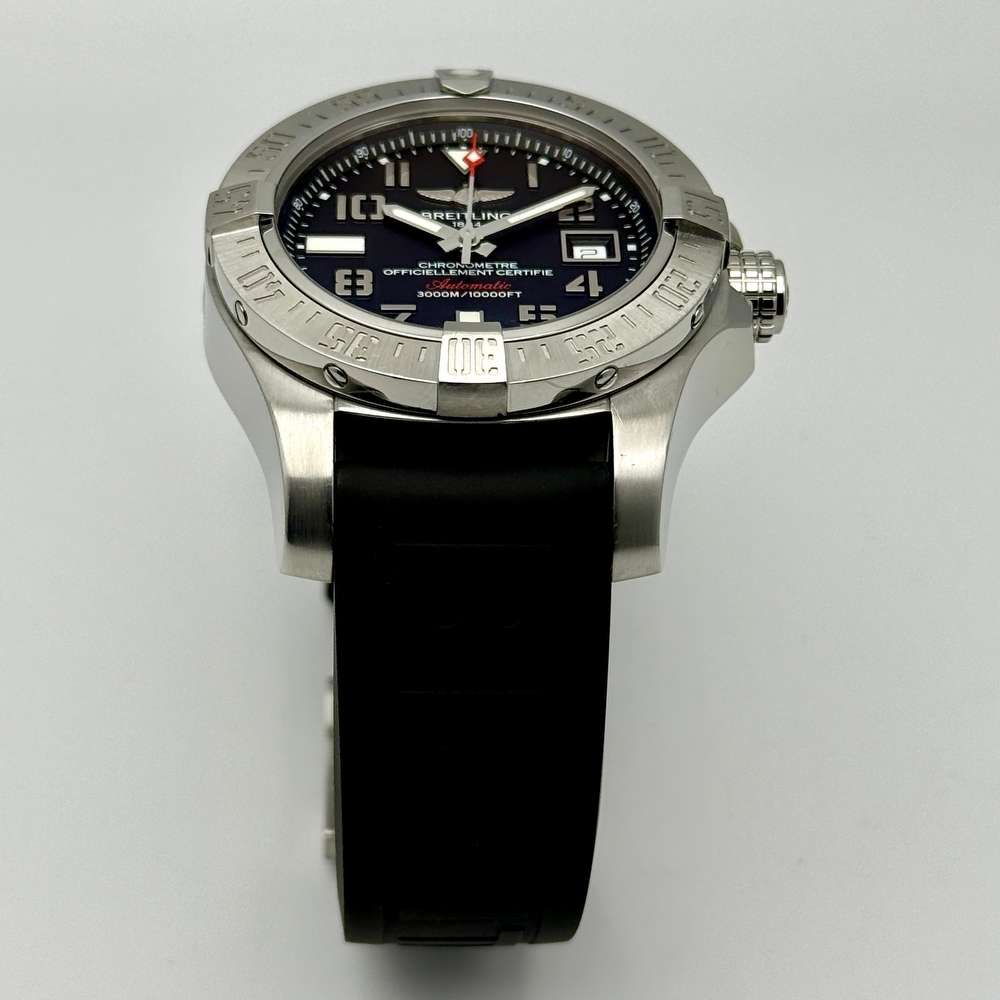 Breitling Avenger II Seawolf