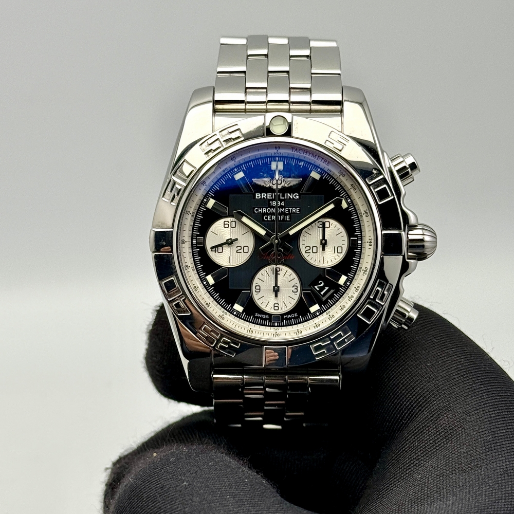 Breitling Chronomat 44 B01
