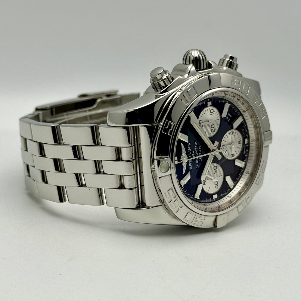 Breitling Chronomat 44 B01