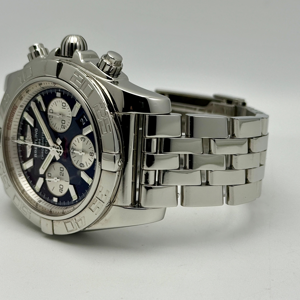 Breitling Chronomat 44 B01