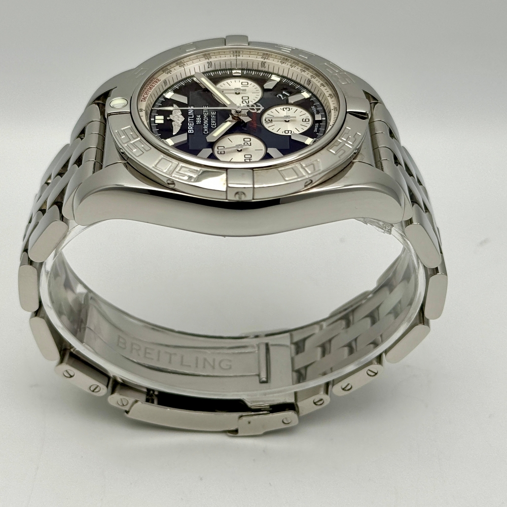 Breitling Chronomat 44 B01