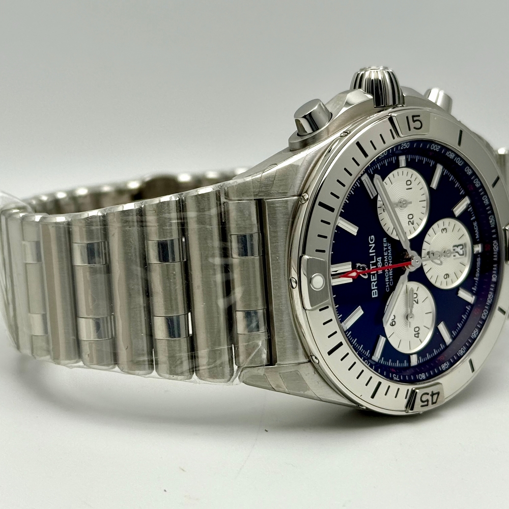 Breitling Chronomat B01 