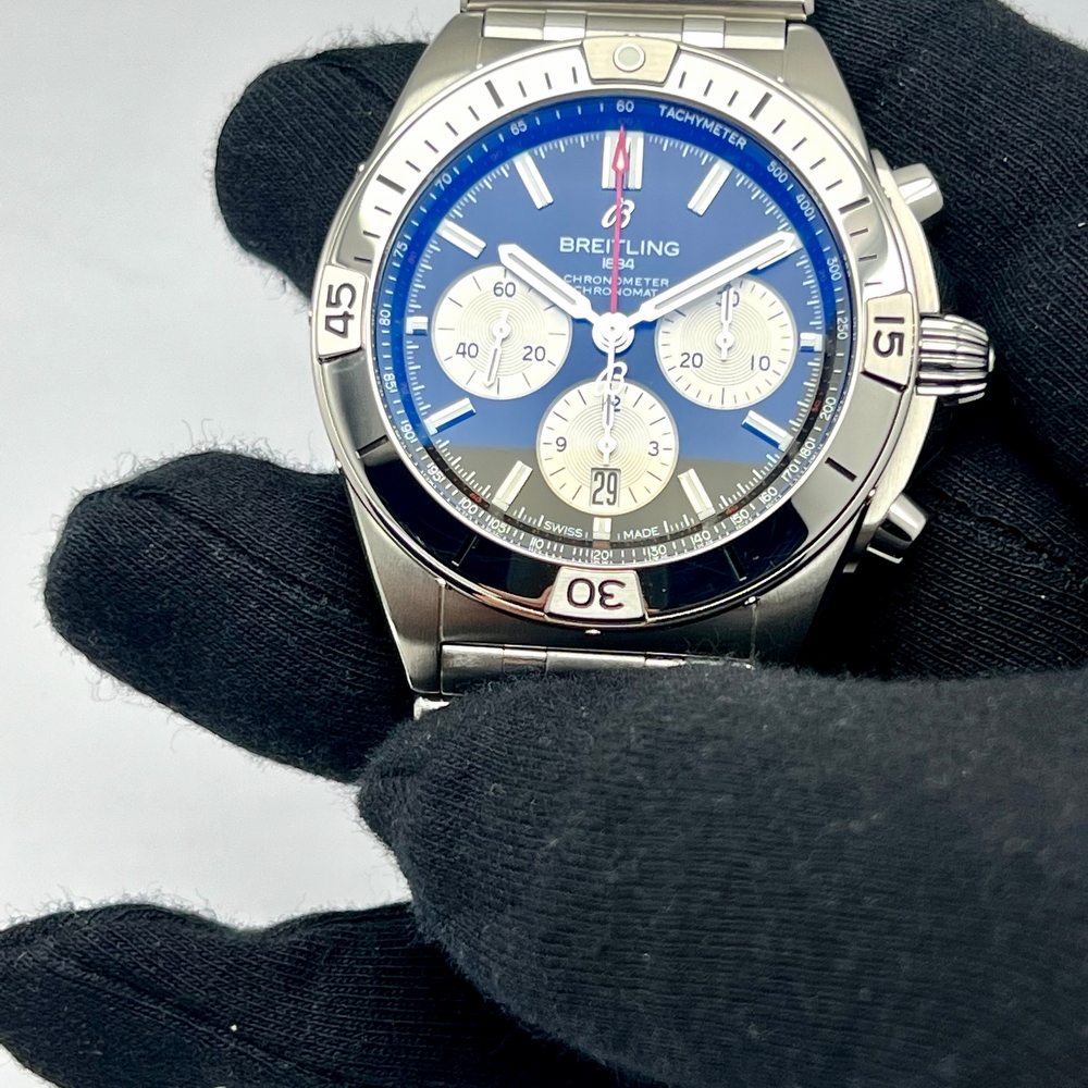 Breitling Chronomat B01 42