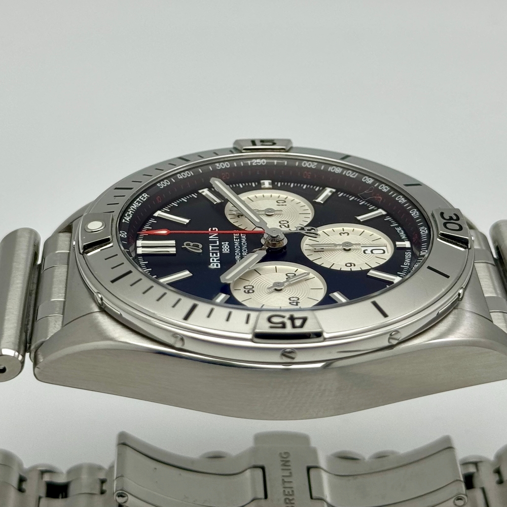 Breitling Chronomat B01 42