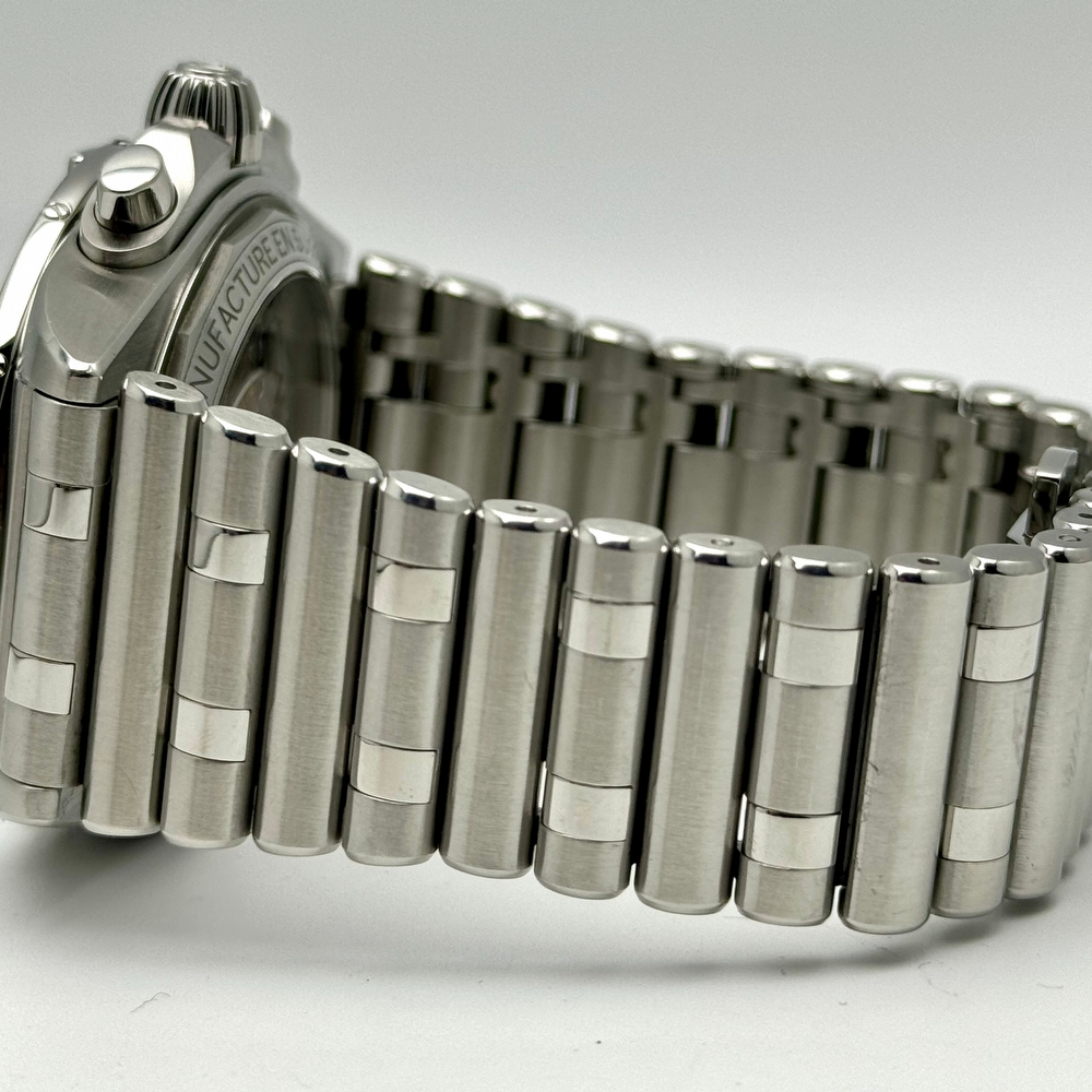 Breitling Chronomat B01 42