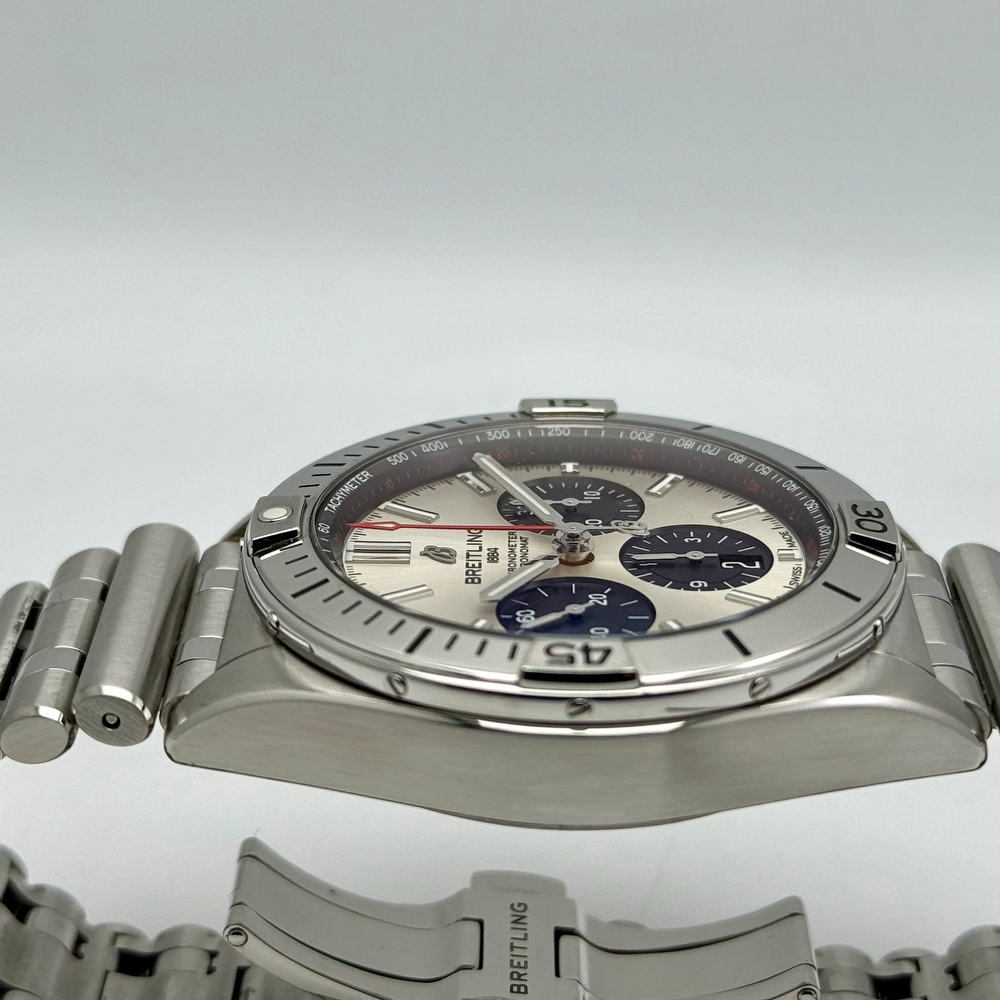 Breitling Chronomat B01 Silver 