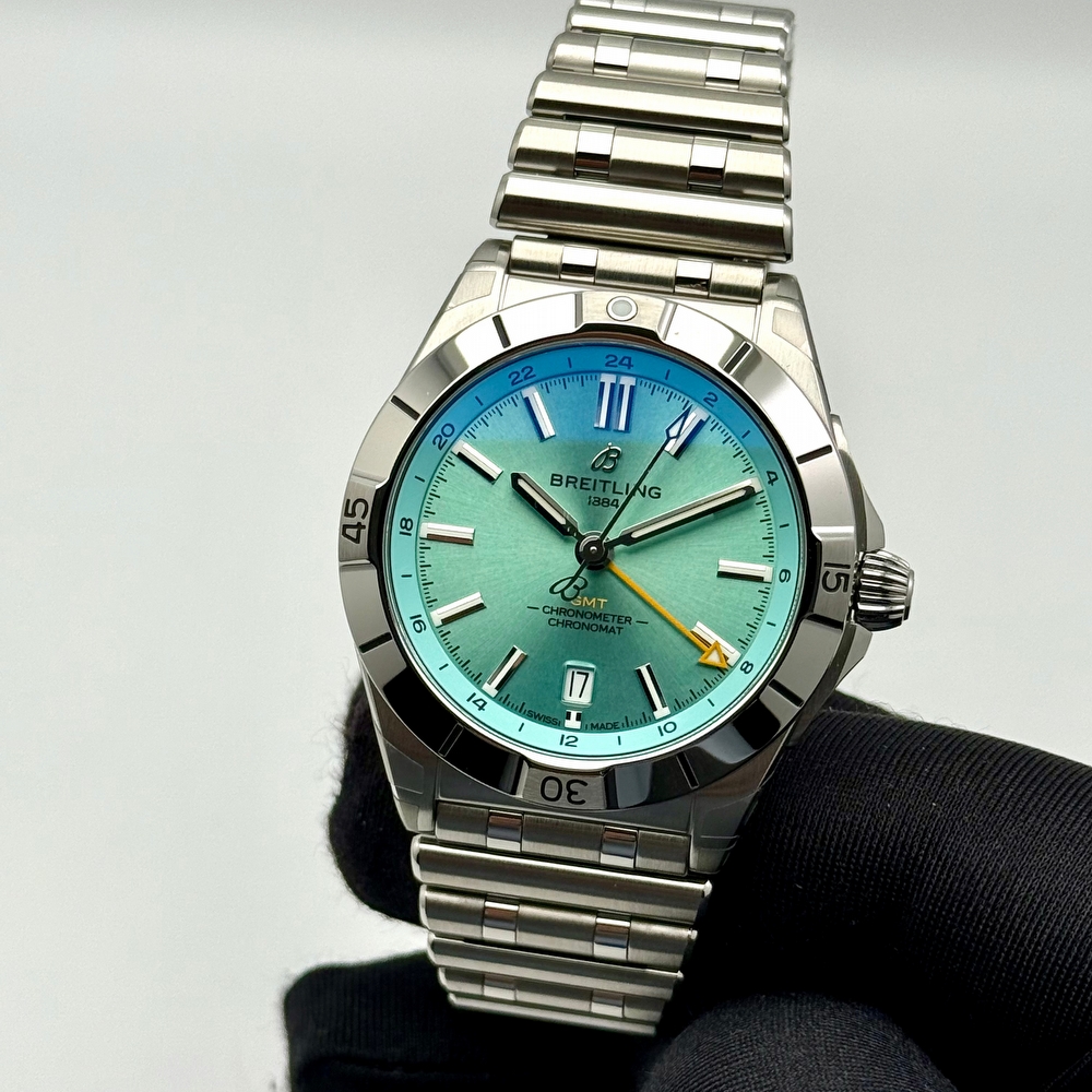 Breitling Chronomat Turquoise GMT 40