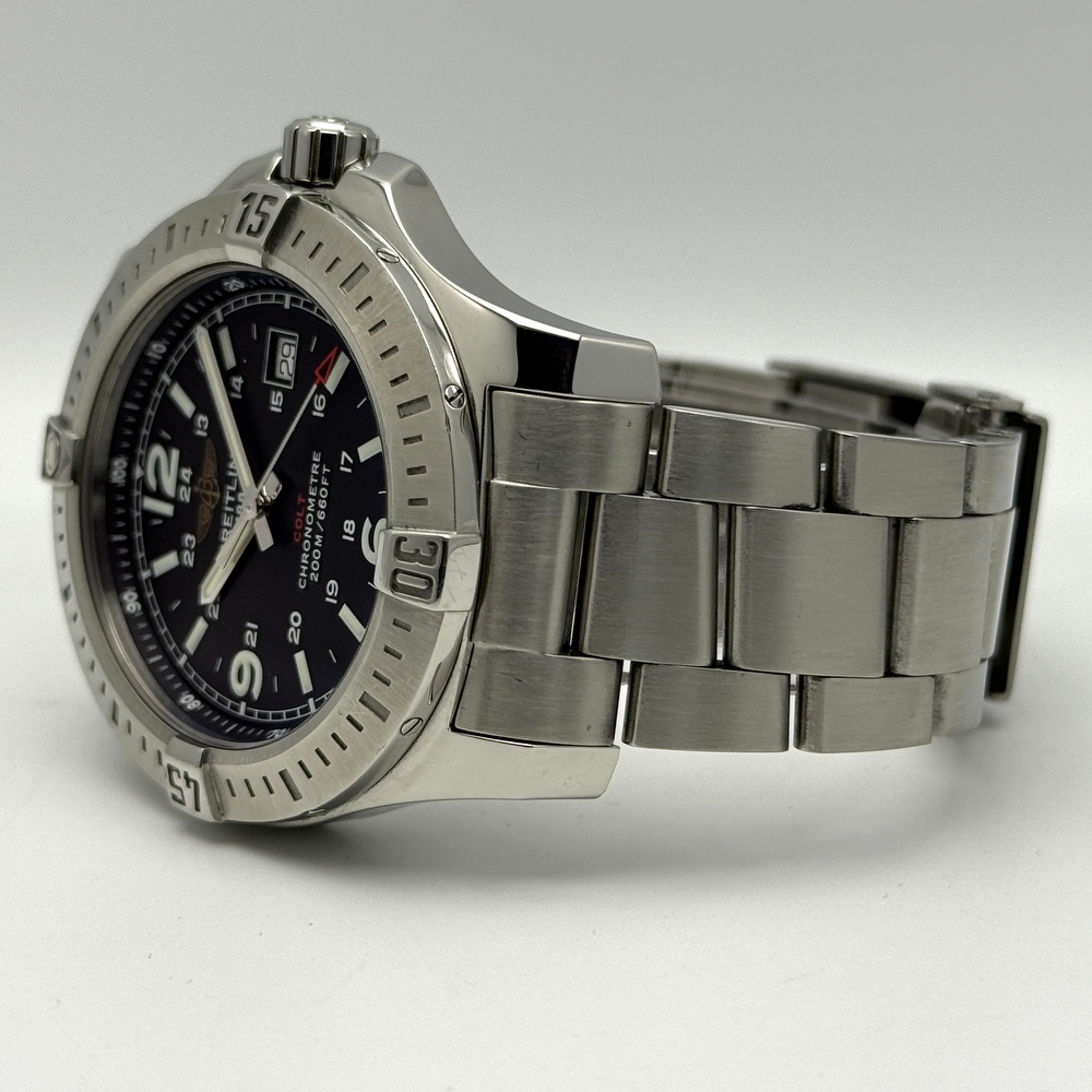 Breitling Colt 44