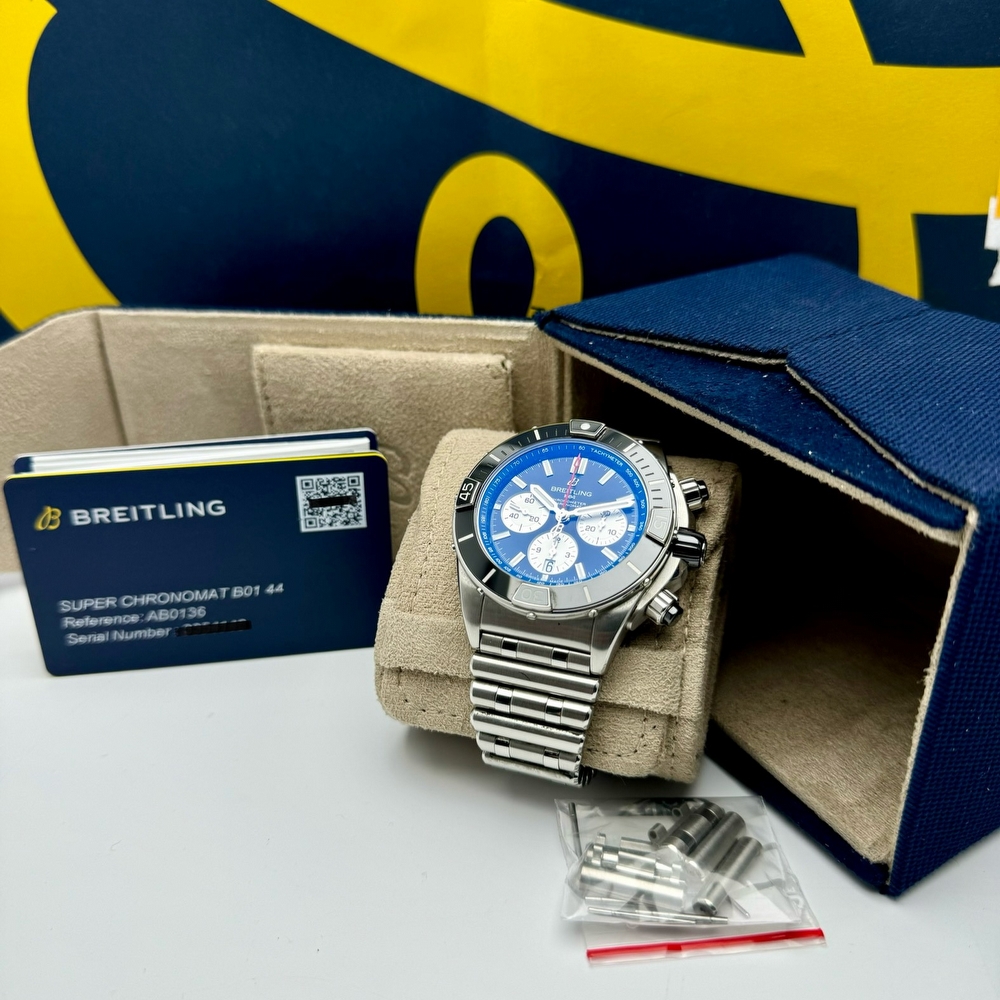Breitling Super Chronomat B01