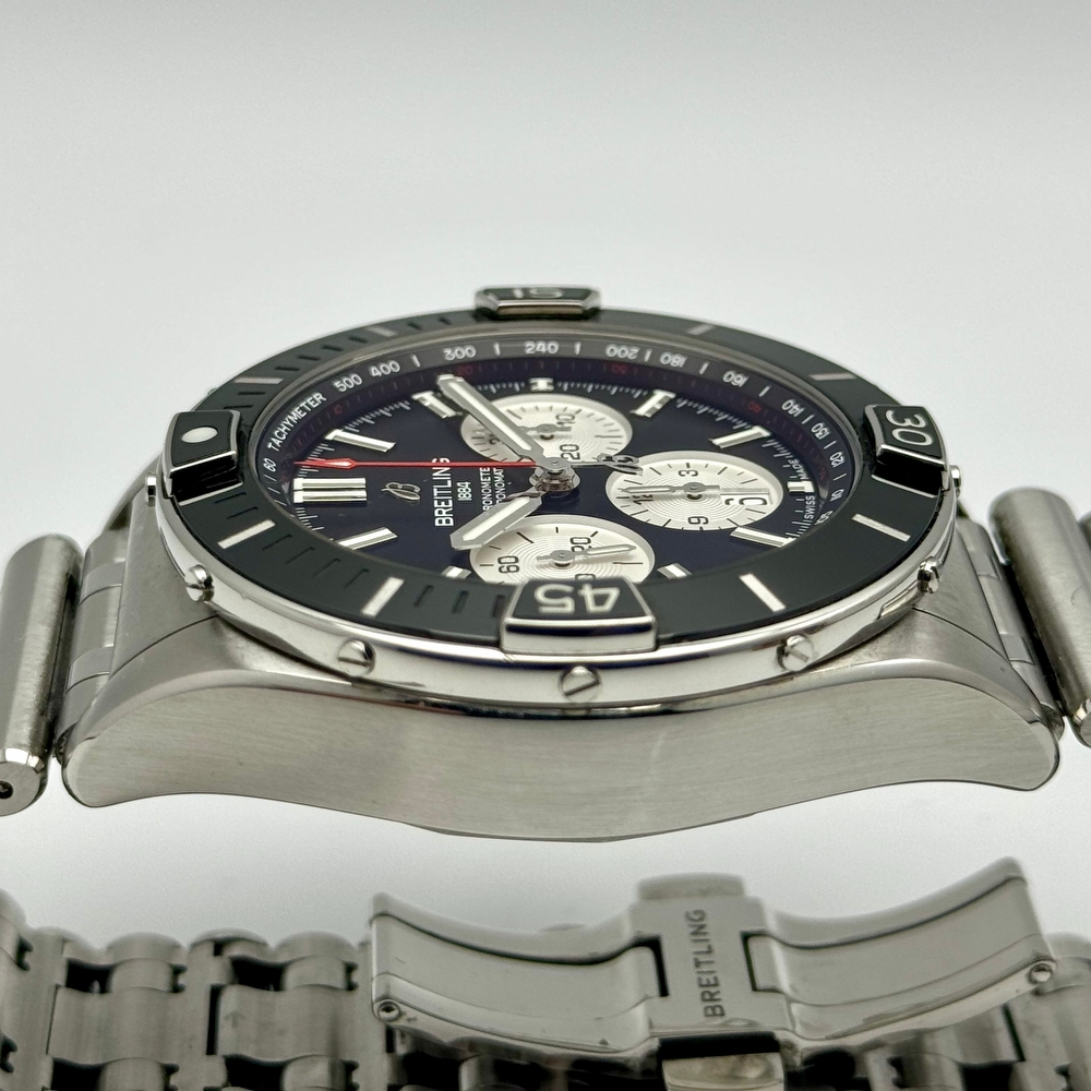 Breitling Super Chronomat B01