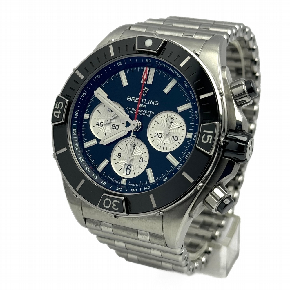 Breitling Super Chronomat B01