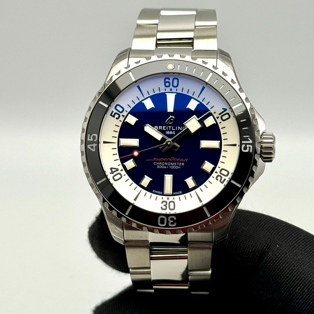 Breitling Superocean Automatic 