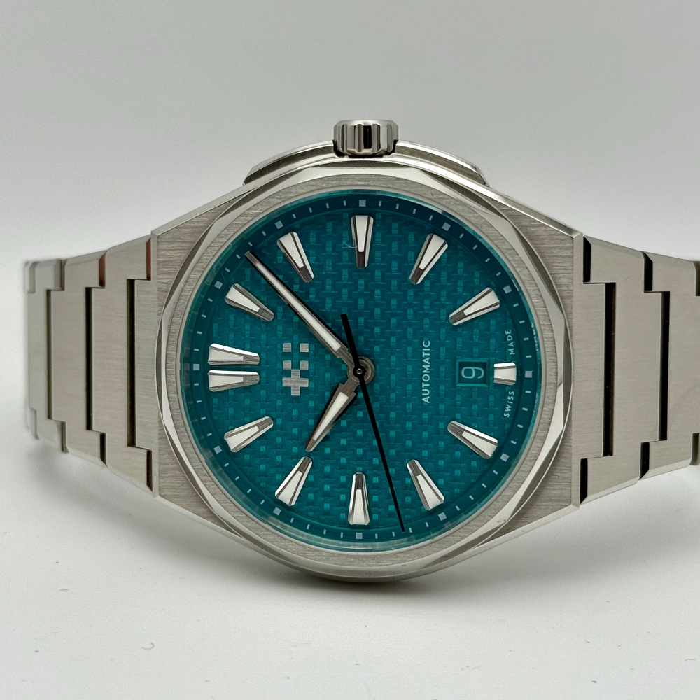 Christopher Ward The Twelve 40 Mineral Blue 