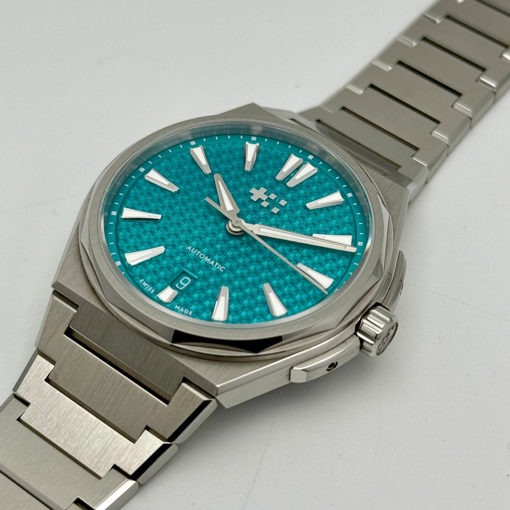 Christopher Ward The Twelve 40 Mineral Blue 