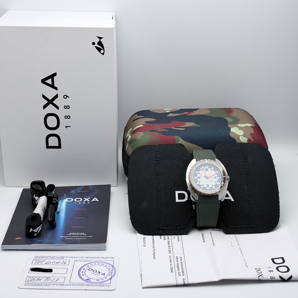Doxa Army Bronze Bezel