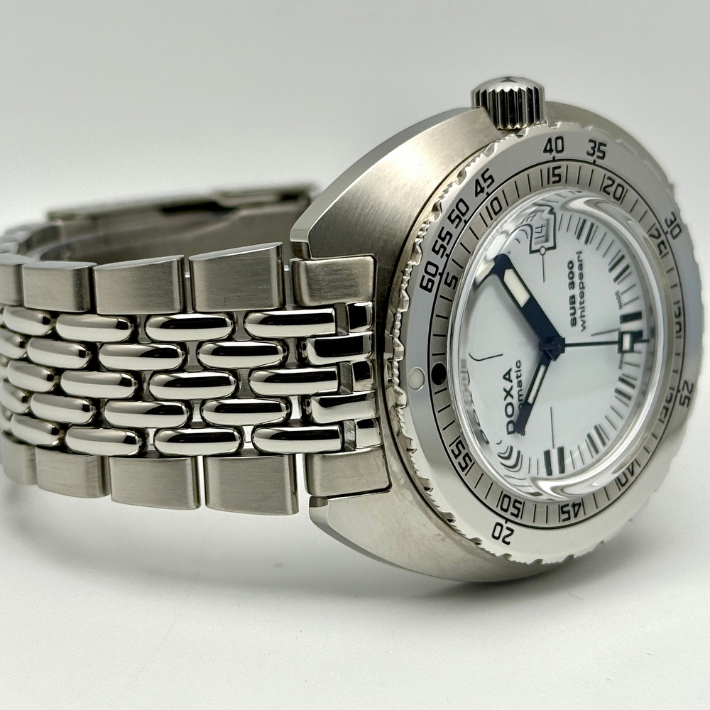 Doxa Sub 300 Whitepearl COSC