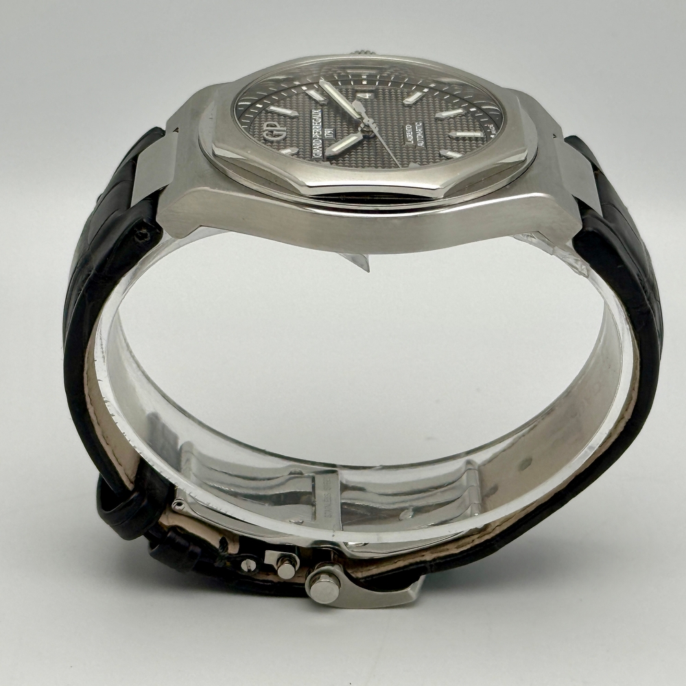 Girard Perregaux Laureato