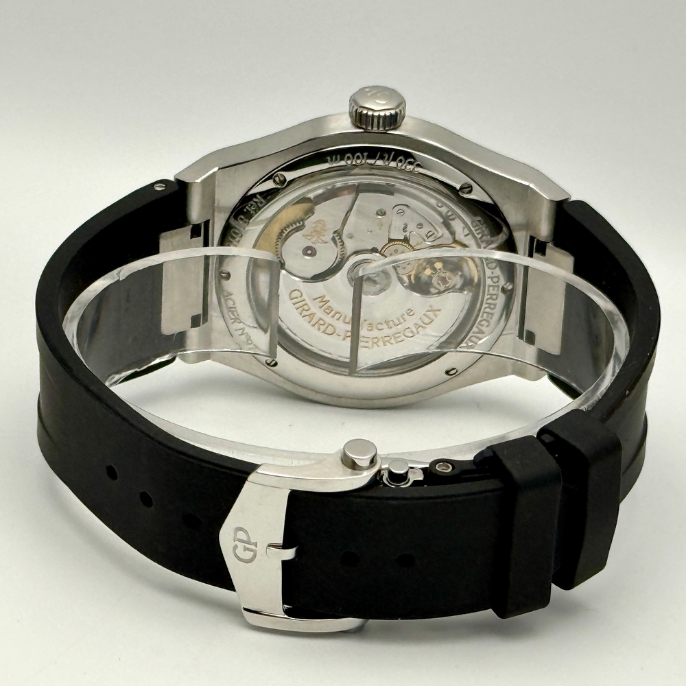 Girard Perregaux Laureato