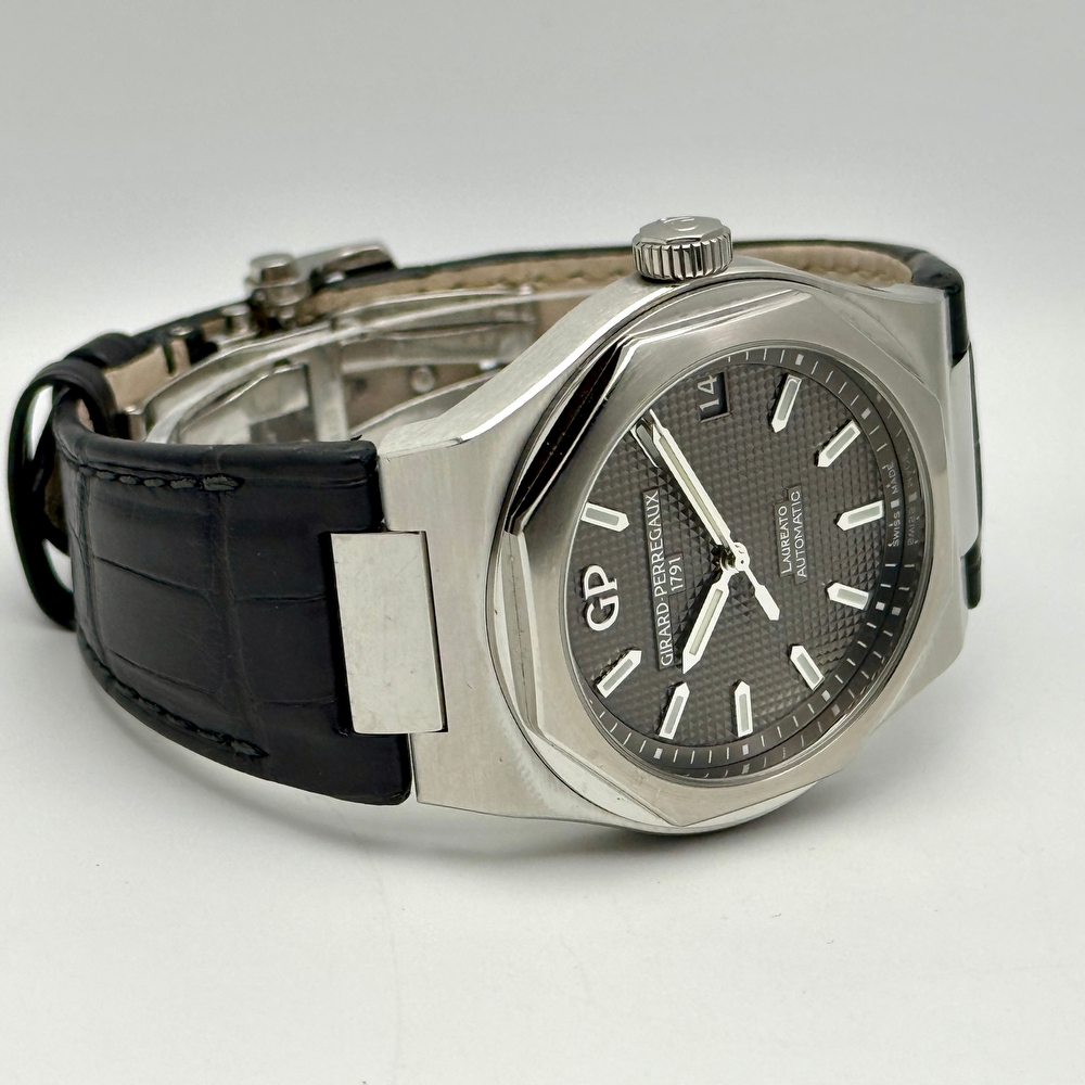 Girard Perregaux Laureato