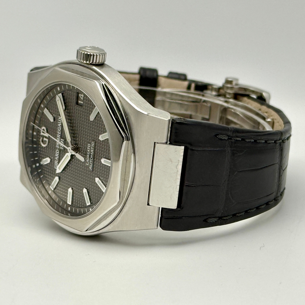 Girard Perregaux Laureato