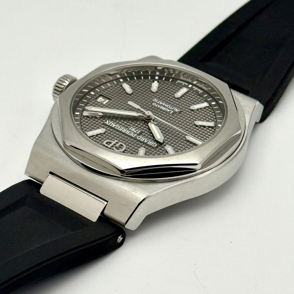 Girard Perregaux Laureato