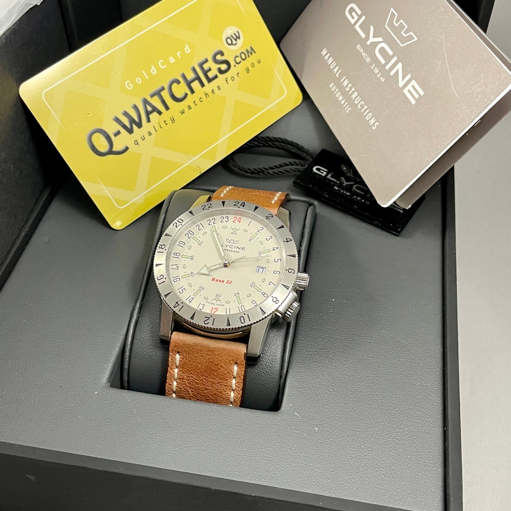 Glycine Airman Base 22 Automatic 