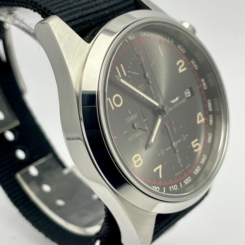 Glycine Combat Chronograph 